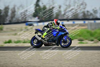 media/Apr-18-2025-TrackDaz (Fri) [[45f5874c44]]/C Group/Session 1 (Turn 7)/